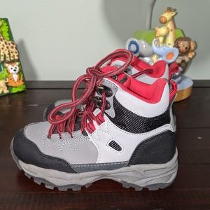 Boys size 9 high ankle shoes
